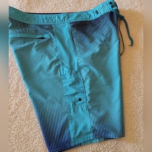 🌺 Like New Mens SA Poly Board Shorts